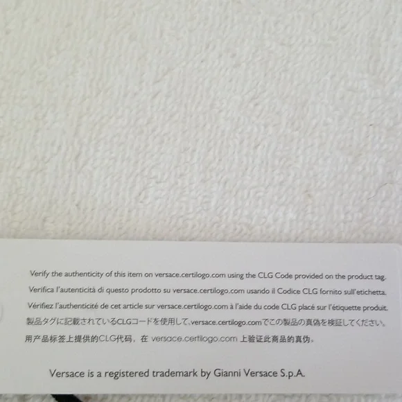 New Versace Logo Striped Scarf - Picture 9 of 13